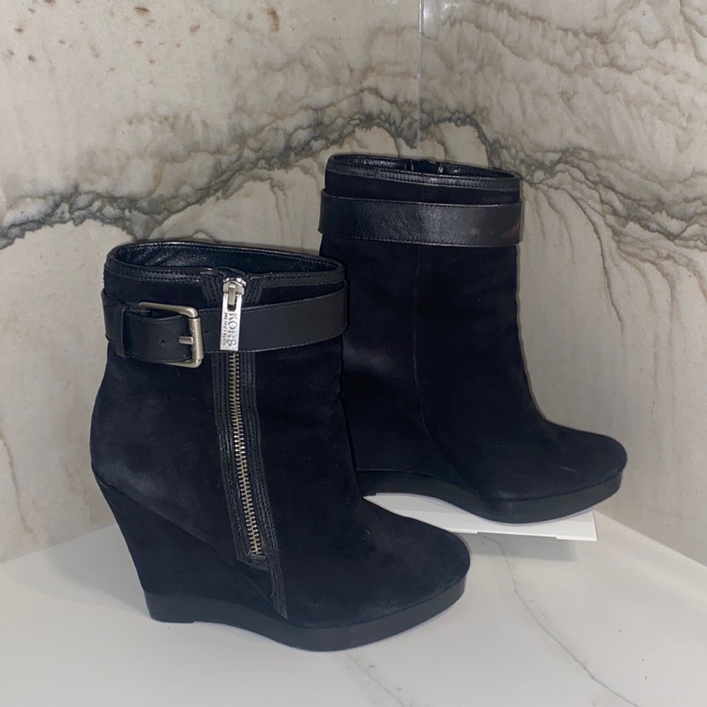 Michael Kors Women’s Vintage Bootie
